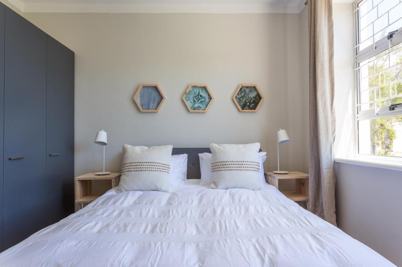 Camps Bay Holiday Apartments كيب تاون المظهر الخارجي الصورة