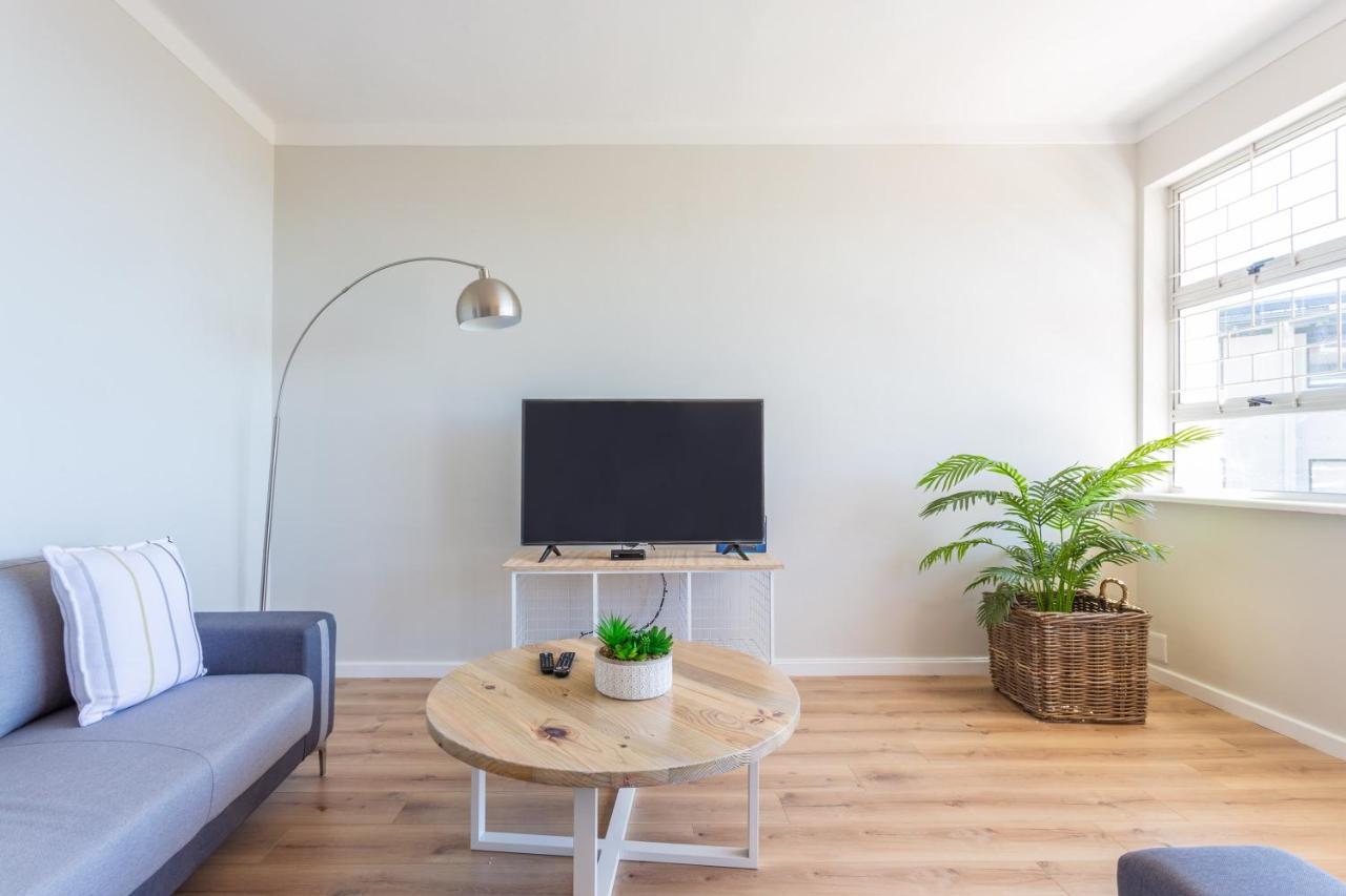 Camps Bay Holiday Apartments كيب تاون المظهر الخارجي الصورة