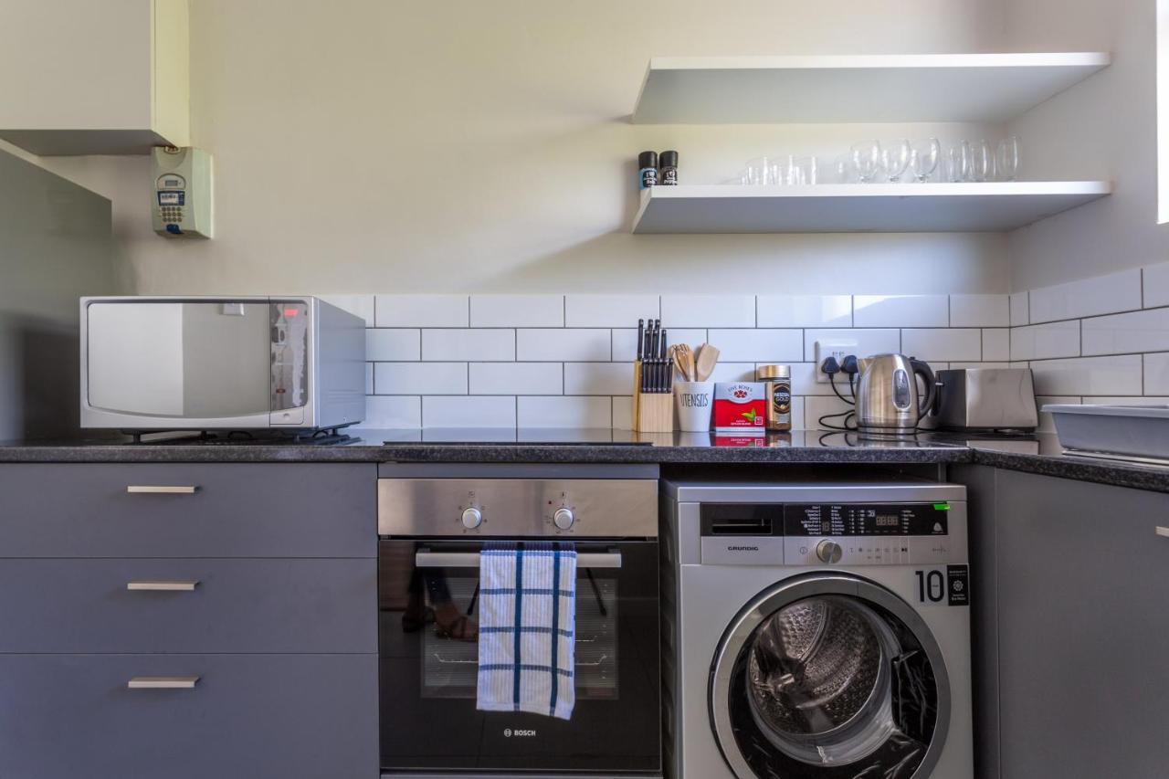 Camps Bay Holiday Apartments كيب تاون المظهر الخارجي الصورة